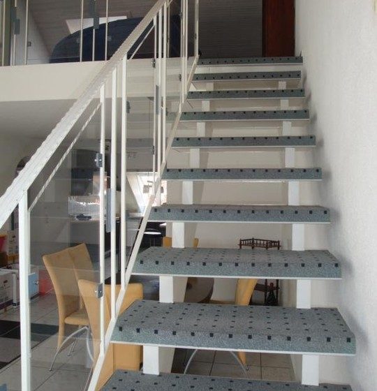 Treppe zur Galerie