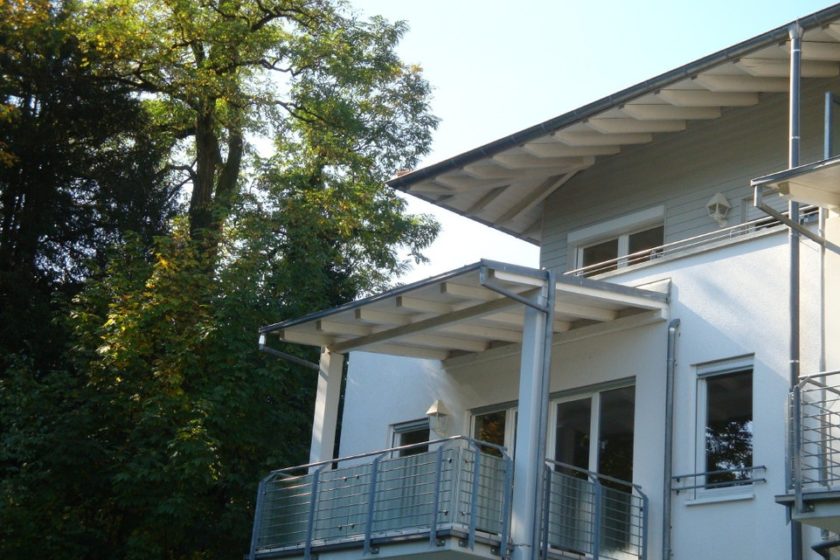 Hausrückseite-die Wohnung