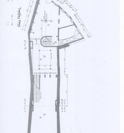 Oberlinden EG