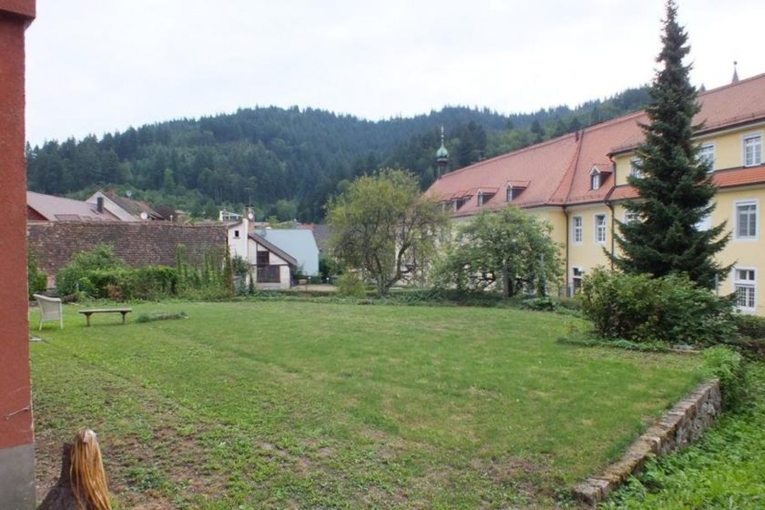 Teilansicht des Grundstücks