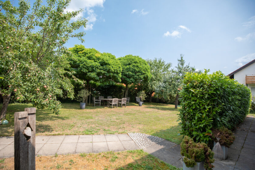 Garten vorne