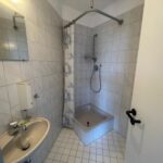 Bad mit Dusche