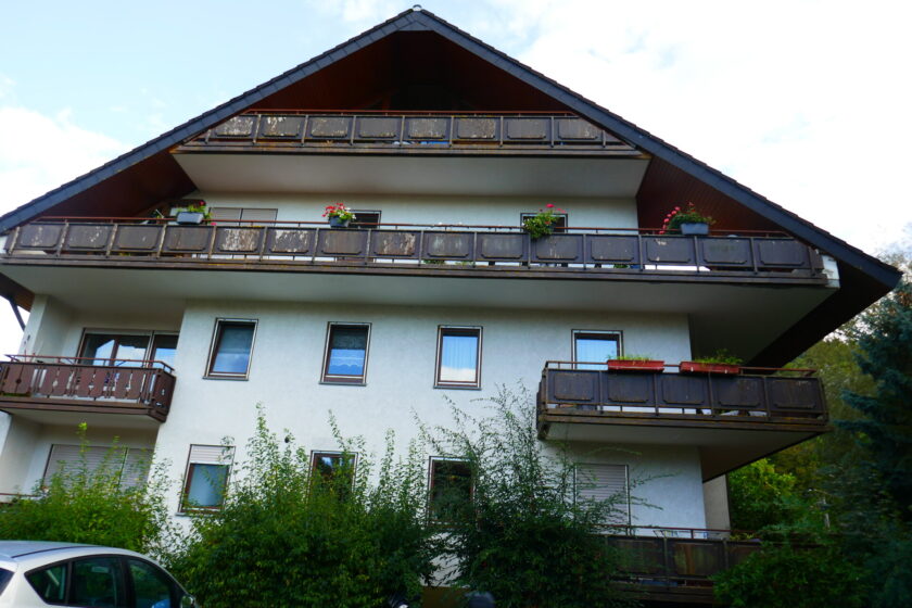 Hausrückseite