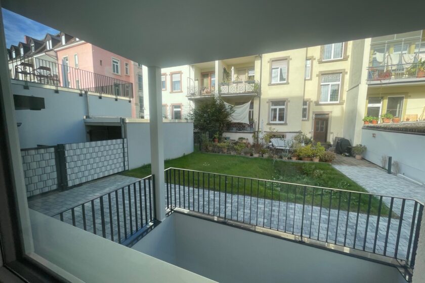 Balkon EG