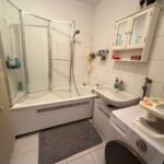 Badezimmer mit Badewanne