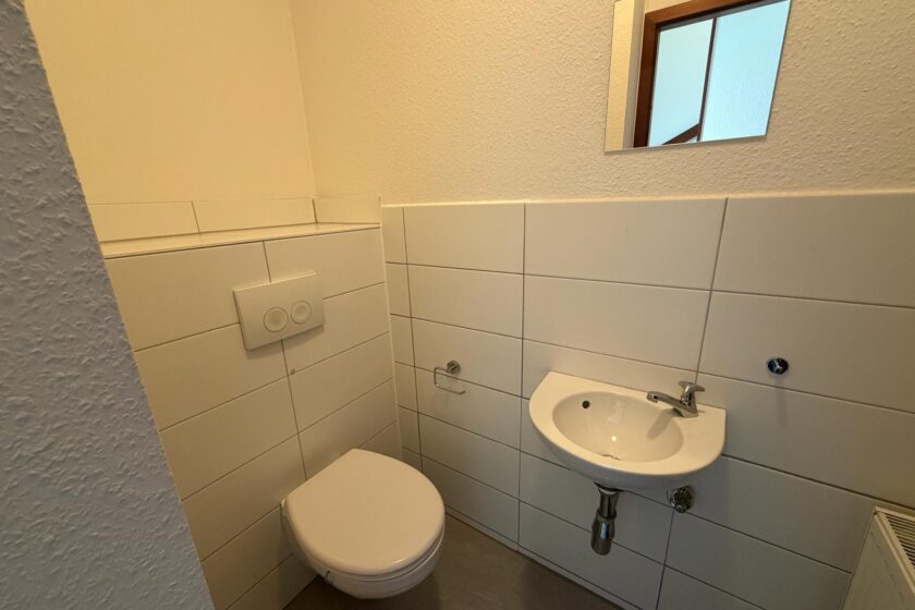 Gäste-WC EG