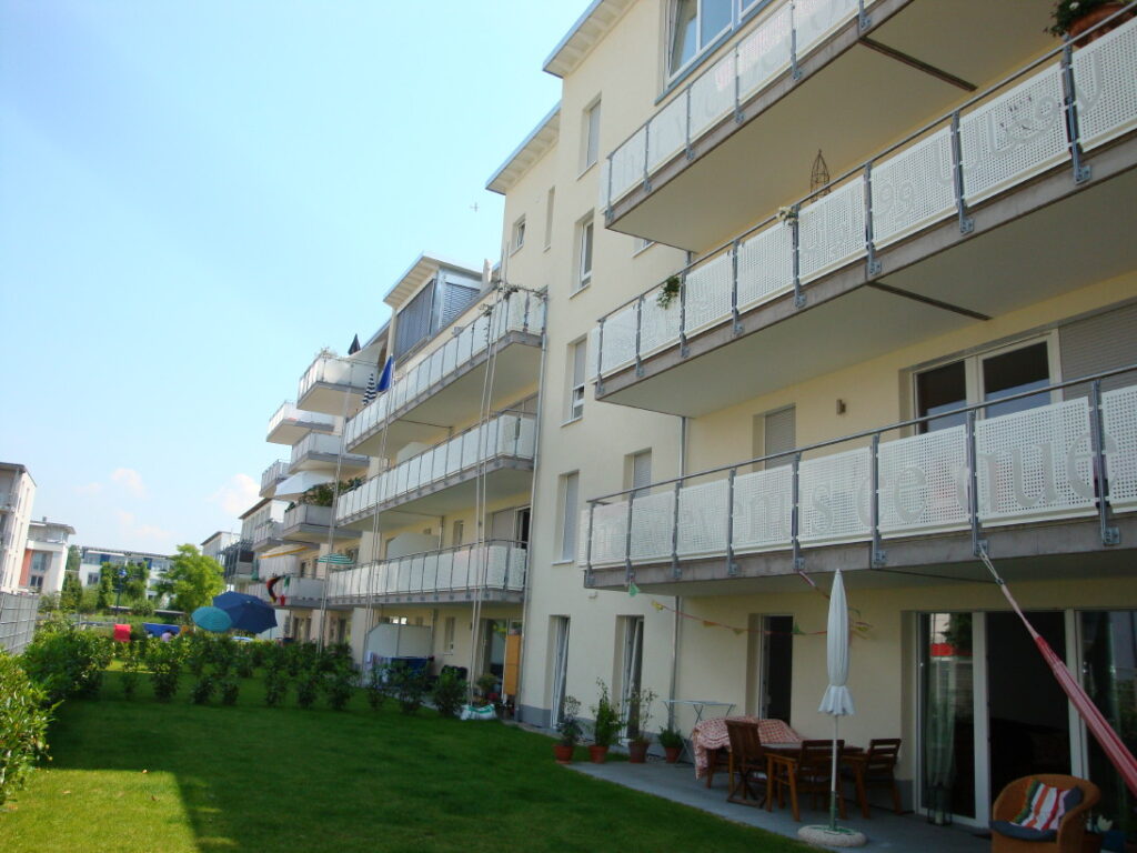 Hausrückseite